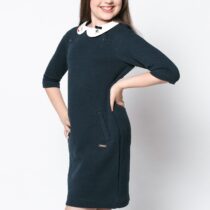 Платье трикотажное с арт-воротником