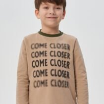 Джемпер с декором и принтом