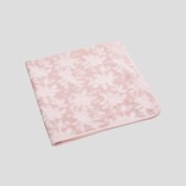 Плед нарядный с объемной вышивкой