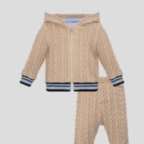 Костюм (куртка и брюки)